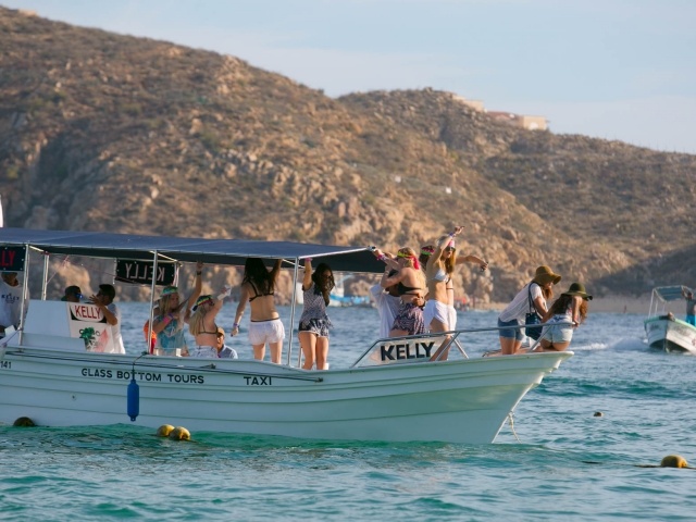 Cabo water taxi