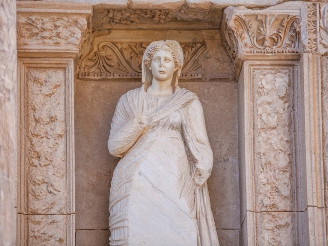 Library of Celsus statue redone