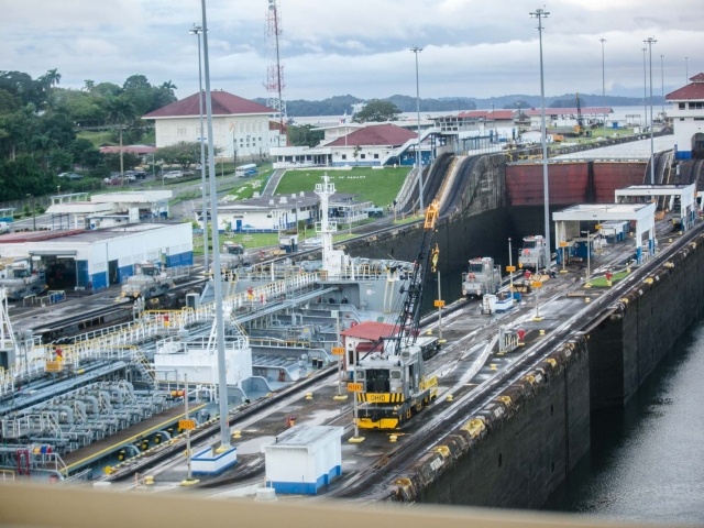 Cargo ship moves through Panama Canal